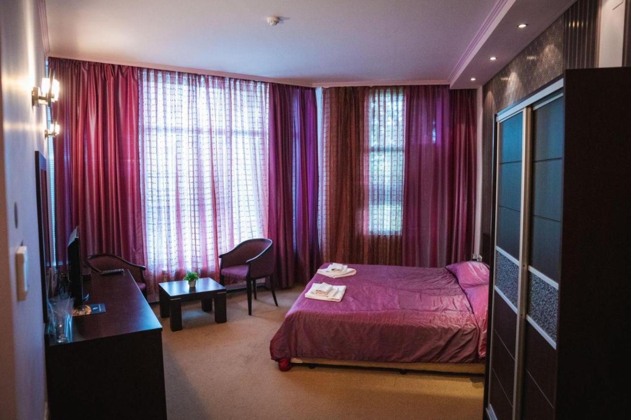 Hotel Ezeroto Stara Zagora Exteriér fotografie