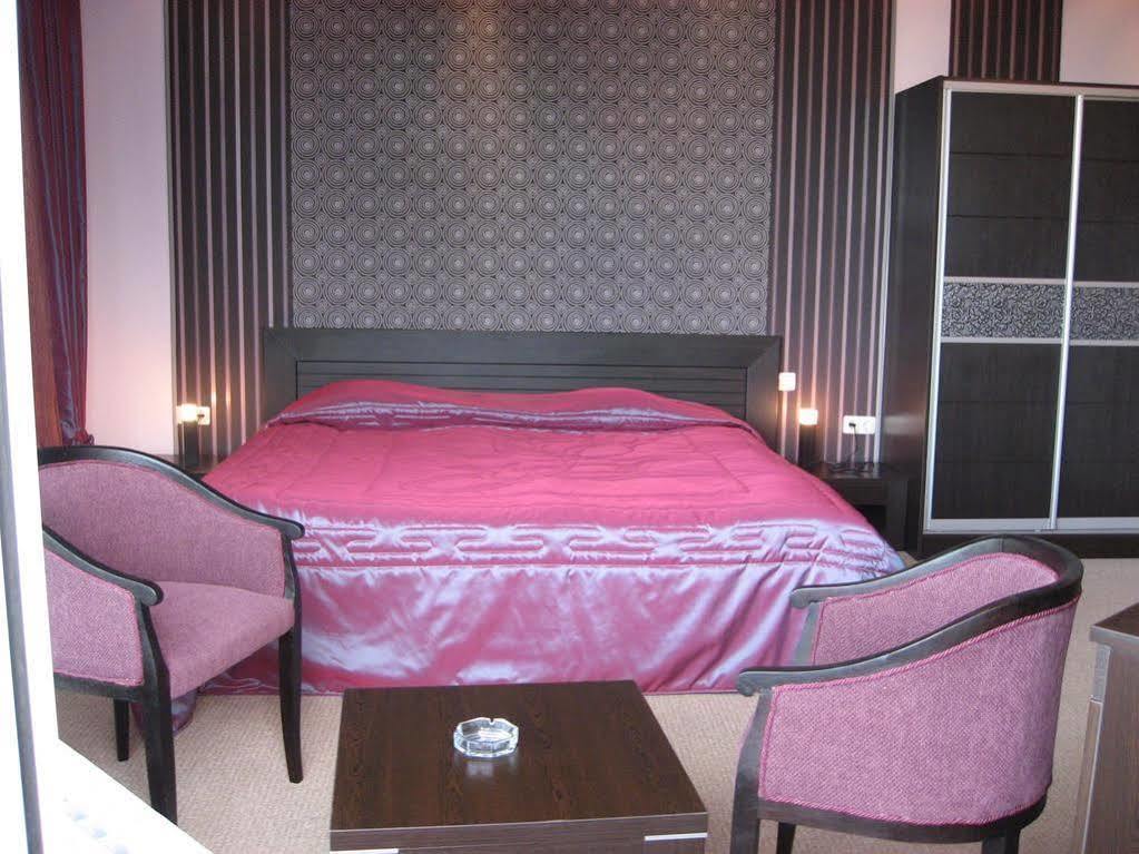 Hotel Ezeroto Stara Zagora Exteriér fotografie